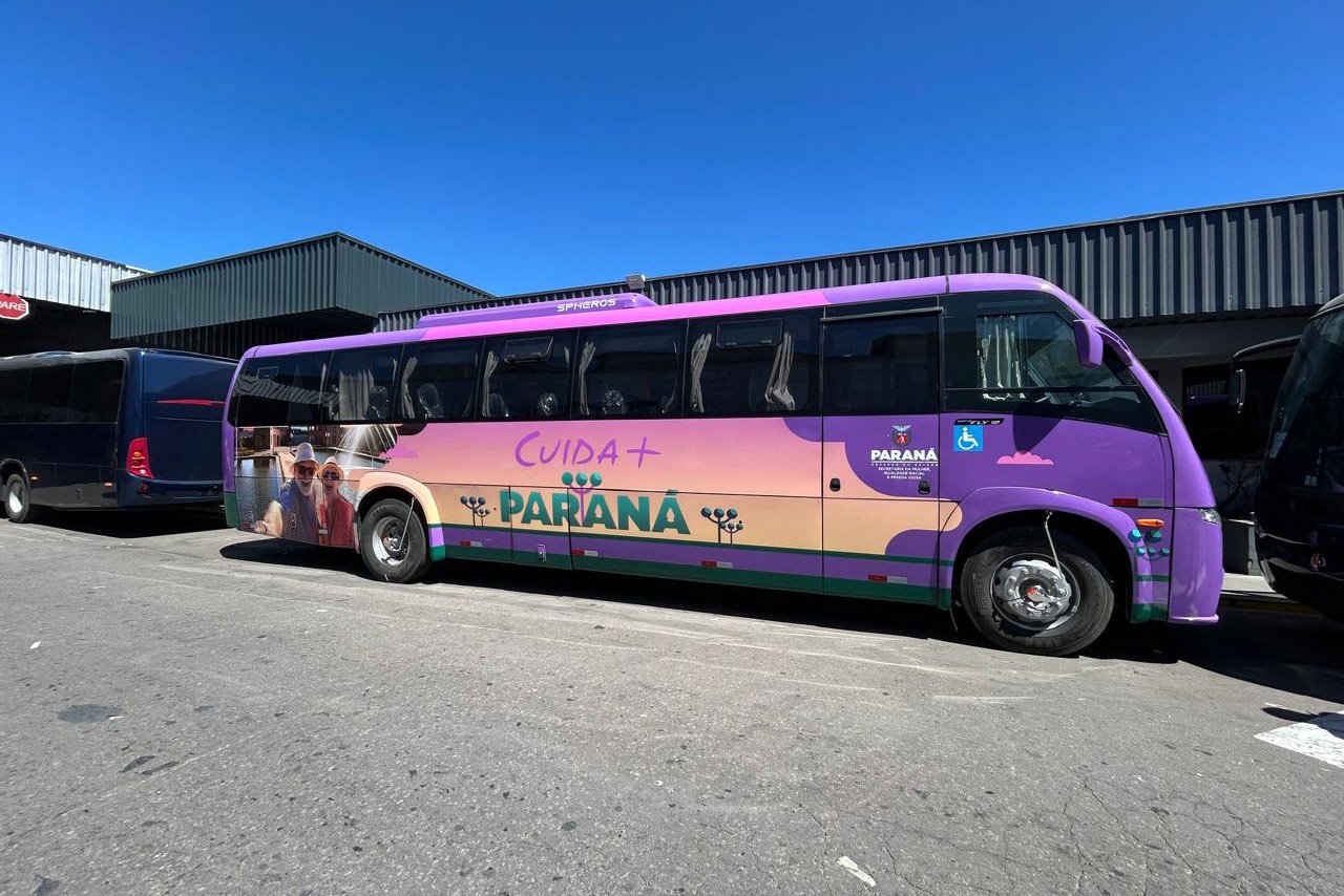 DOIS VIZINHOS É CONTEMPLADO COM ÔNIBUS DO PROGRAMA CUIDA MAIS PARANÁ