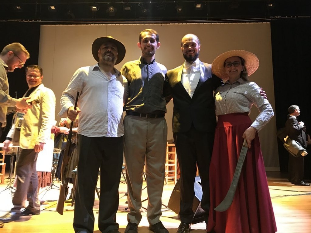 Participação Especial na Cantata dos Posseiros.