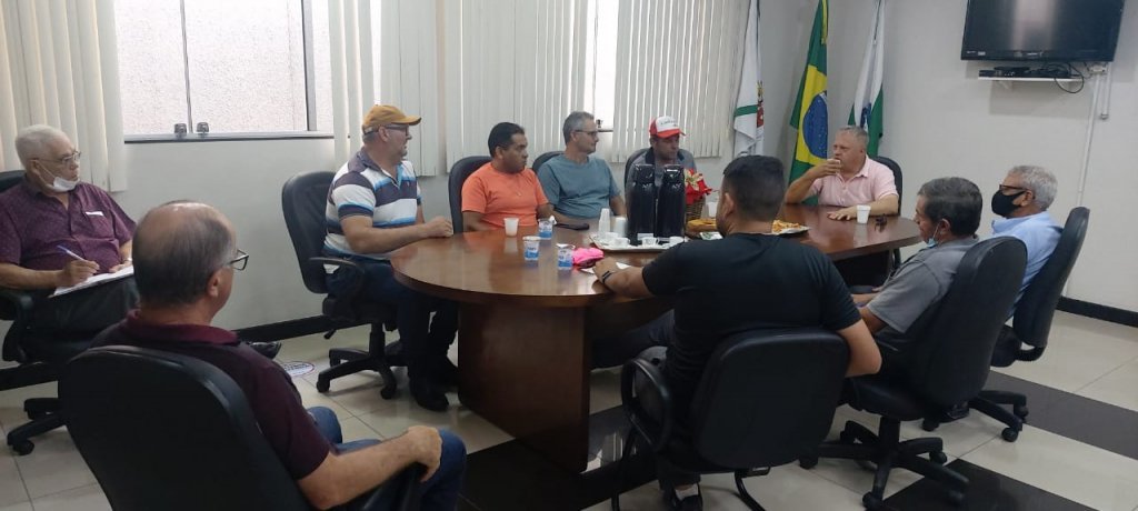 Comunidade de São Roque Reúne-se Com o Prefeito Municipal
